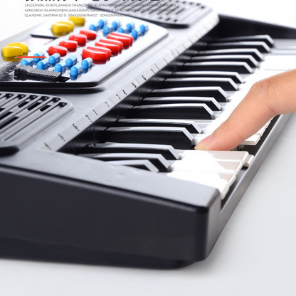 Electronic keyboard for children