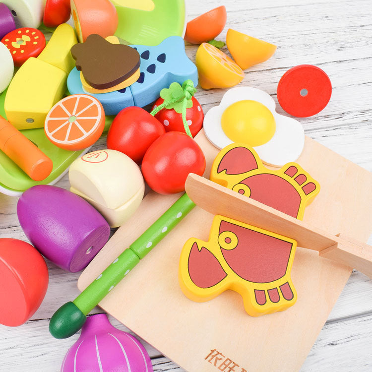 Cut the magnetic children's play kitchen toys