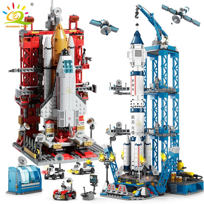 HUIQIBAO Space Aviation Manned Rocket Building Blocks With Astronaut Figure City