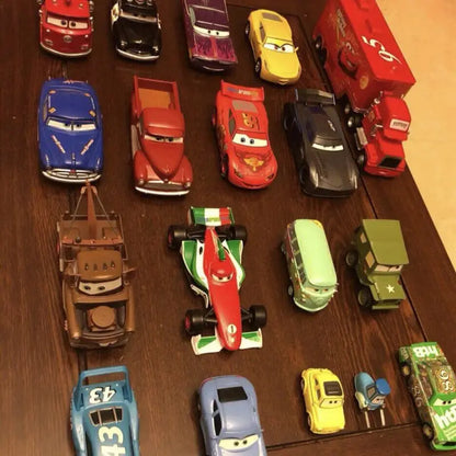 Pixar Cars Lightning McQueen Storm Jackson Mack Container Truck