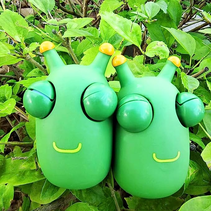 Funny Grass Worm Pinch Toy, Green Eye Bouncing Worm Squeeze Toy,