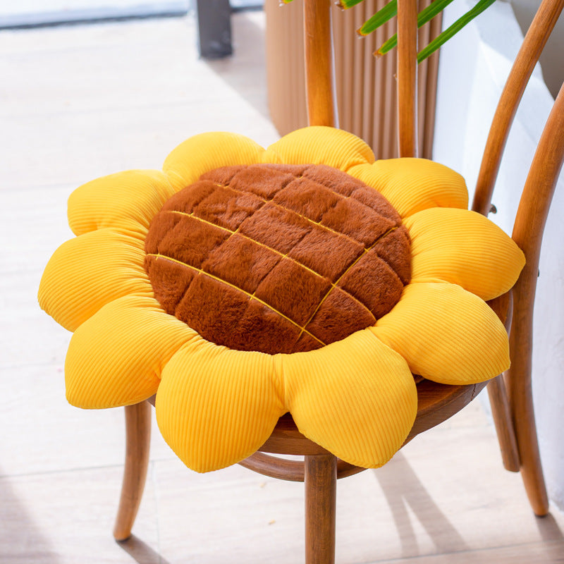 Small Daisy Flower Throw Pillow Cushion Floor Chair Cushion