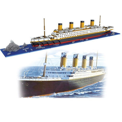 Titanic RMS Cruise Ship/Boat Micro Model